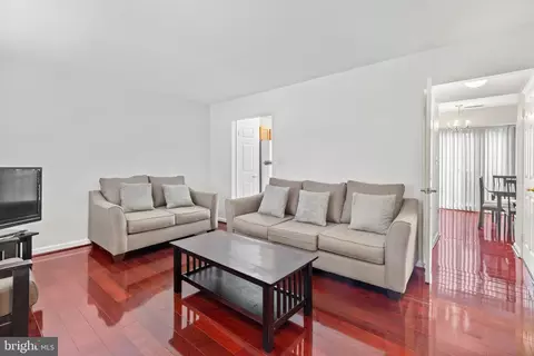 Entry Way - 2 Dawn View Ct, Silver Spring, MD 20904 photo 1 of 1