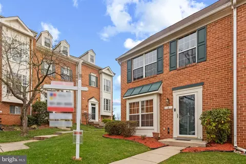 Exterior - 2 Dawn View Ct, Silver Spring, MD 20904 photo 3 of 7