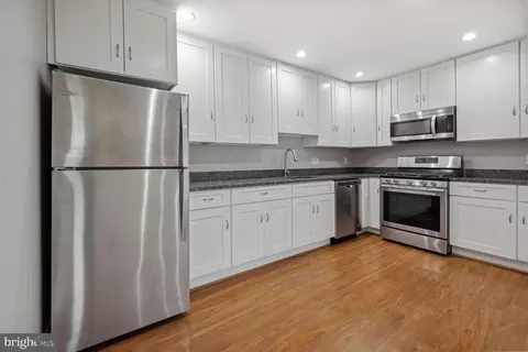 11911 Parklawn Dr #302, Rockville, MD 20852