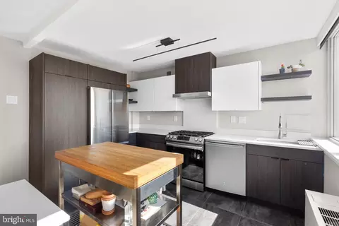 Kitchen - 1220 Blair Mill Rd #505, Silver Spring, MD 20910 photo 1 of 1