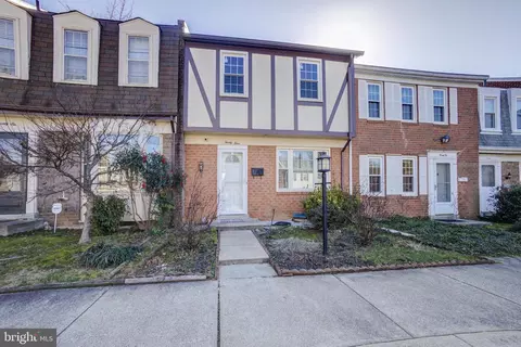 24 Blue Ribbon Ct #5, Gaithersburg, MD 20878