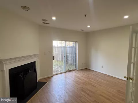 Living - 4806 Tothill Dr, Olney, MD 20832 photo 1 of 1
