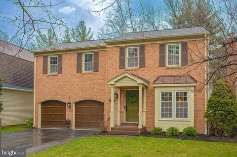 9817 Campbell Dr, Kensington, MD 20895