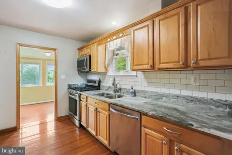 Kitchen - 1621 Dublin Dr, Silver Spring, MD 20902 photo 1 of 10