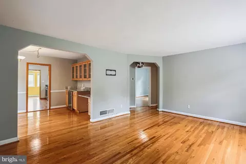 Other - 1621 Dublin Dr, Silver Spring, MD 20902 photo 9 of 38