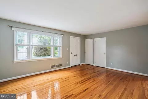 Other - 1621 Dublin Dr, Silver Spring, MD 20902 photo 13 of 38