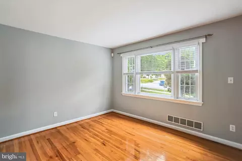 Other - 1621 Dublin Dr, Silver Spring, MD 20902 photo 11 of 38