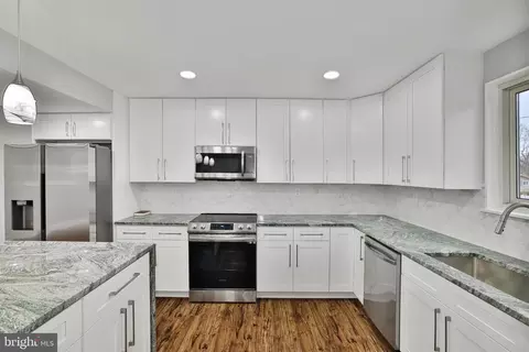 4402 Emden St, Silver Spring, MD 20906