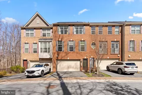 15527 Thistlebridge Ct, Rockville, MD 20853