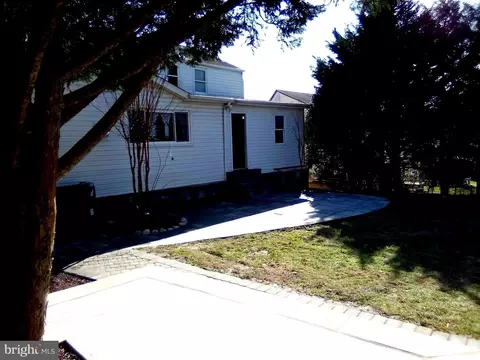 Exterior - 2409 Randolph Rd, Silver Spring, MD 20902 photo 6 of 14
