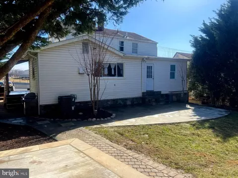 Exterior - 2409 Randolph Rd, Silver Spring, MD 20902 photo 11 of 14