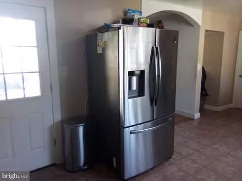 Kitchen - 2409 Randolph Rd, Silver Spring, MD 20902 photo 5 of 5