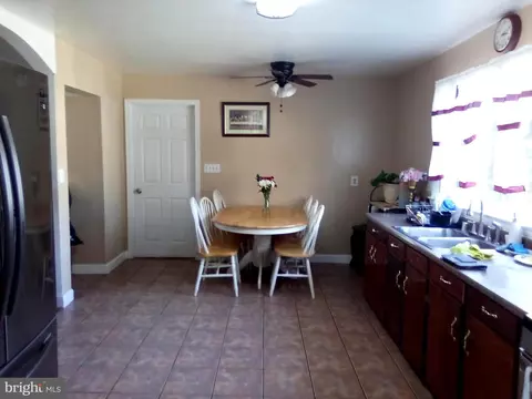 Dining - 2409 Randolph Rd, Silver Spring, MD 20902 photo 1 of 3