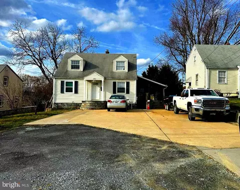 Exterior - 2409 Randolph Rd, Silver Spring, MD 20902 photo 5 of 14