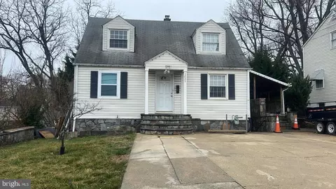 Exterior - 2409 Randolph Rd, Silver Spring, MD 20902 photo 3 of 14