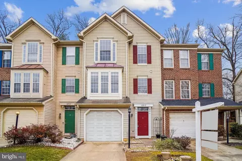 18915 Quiet Oak Ln, Germantown, MD 20874