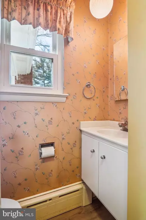 Bath - 500 Vierling Dr, Silver Spring, MD 20904 photo 1 of 3
