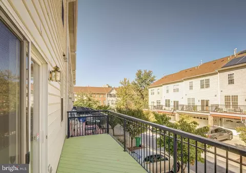 Exterior - 9441 Fields Rd, Gaithersburg, MD 20878 photo 3 of 4
