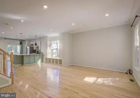 Living - 9441 Fields Rd, Gaithersburg, MD 20878 photo 2 of 3