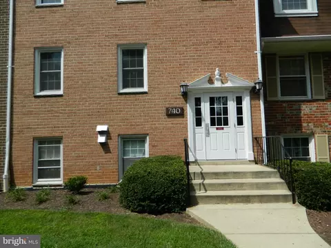 740 Quince Orchard Blvd #740-P1, Gaithersburg, MD 20878