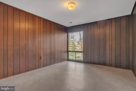 Exterior - 13120 Two Farm Dr, Silver Spring, MD 20904 photo 3 of 4