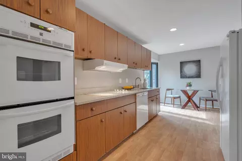 Kitchen - 13120 Two Farm Dr, Silver Spring, MD 20904 photo 1 of 3