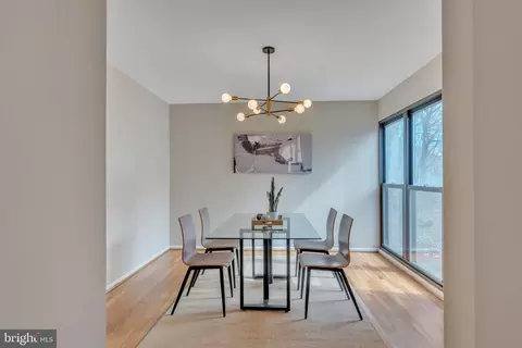 Dining - 13120 Two Farm Dr, Silver Spring, MD 20904 photo 2 of 5