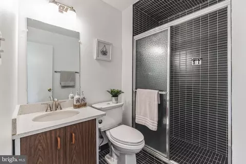 Bath - 13120 Two Farm Dr, Silver Spring, MD 20904 photo 2 of 3