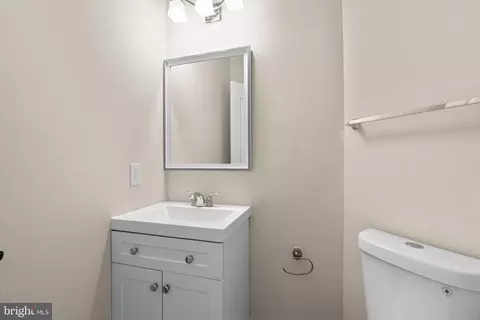 Bath - 18315 Fable Dr, Boyds, MD 20841 photo 1 of 8