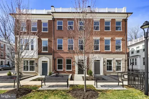 10306 Grosvenor, North Bethesda, MD 20852