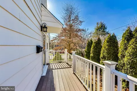 Exterior - 903 Robin Rd, Silver Spring, MD 20901 photo 4 of 16