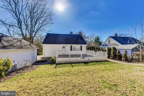 Exterior - 903 Robin Rd, Silver Spring, MD 20901 photo 10 of 16