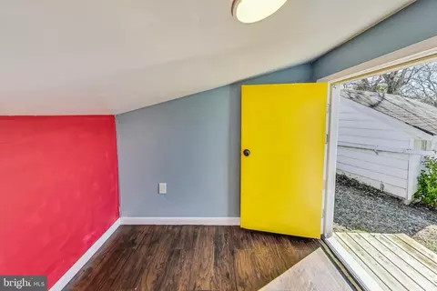 Entry Way - 903 Robin Rd, Silver Spring, MD 20901 photo 1 of 1