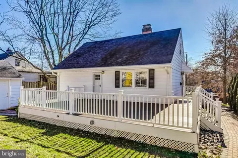 Exterior - 903 Robin Rd, Silver Spring, MD 20901 photo 8 of 16