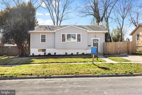 4612 Eades St, Rockville, MD 20853