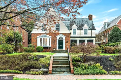 5621 Grove St, Chevy Chase, MD 20815