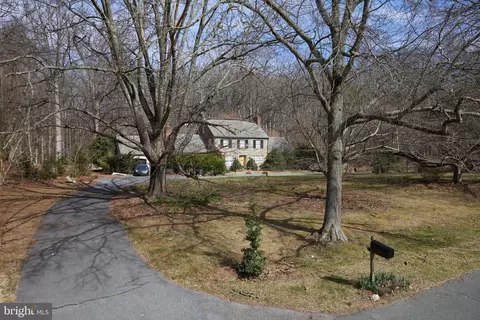 11021 Stanmore Dr, Potomac, MD 20854