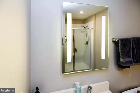 Bath - 1320 Fenwick Ln #612, Silver Spring, MD 20910 photo 3 of 3