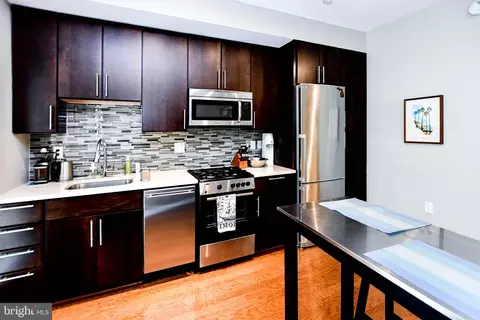 Kitchen - 1320 Fenwick Ln #612, Silver Spring, MD 20910 photo 3 of 4