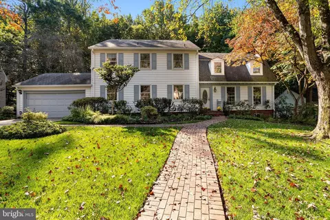 10420 Masters Ter, Potomac, MD 20854