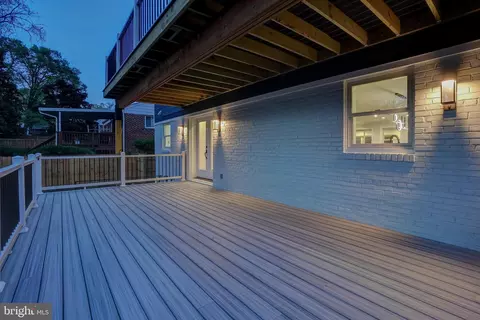 Exterior - 7508 Piney Branch Rd, Silver Spring, MD 20910 photo 8 of 15