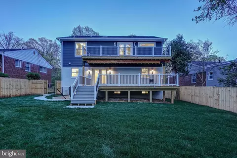 Exterior - 7508 Piney Branch Rd, Silver Spring, MD 20910 photo 11 of 15