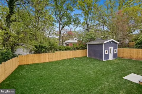 Exterior - 7508 Piney Branch Rd, Silver Spring, MD 20910 photo 15 of 15