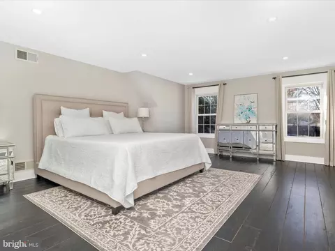 Bedroom - 13608 Middlevale Ln, Silver Spring, MD 20906 photo 1 of 4