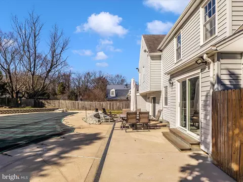 Exterior - 13608 Middlevale Ln, Silver Spring, MD 20906 photo 9 of 17