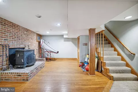 Entry Way - 9212 Wendell St, Silver Spring, MD 20901 photo 1 of 1