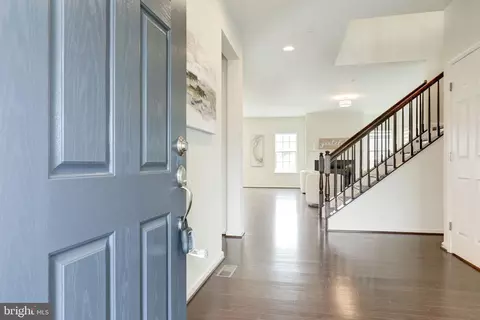 Entry Way - 3502 Doc Berlin Dr, Silver Spring, MD 20906 photo 1 of 6