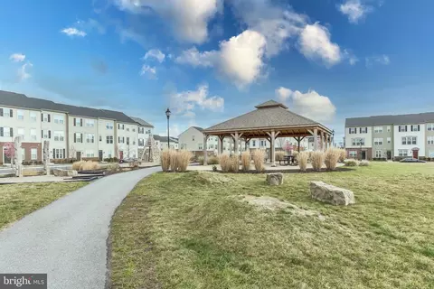 Exterior - 3502 Doc Berlin Dr, Silver Spring, MD 20906 photo 12 of 12