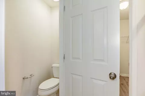 Bath - 3502 Doc Berlin Dr, Silver Spring, MD 20906 photo 4 of 10