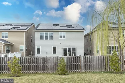 Exterior - 3502 Doc Berlin Dr, Silver Spring, MD 20906 photo 5 of 12